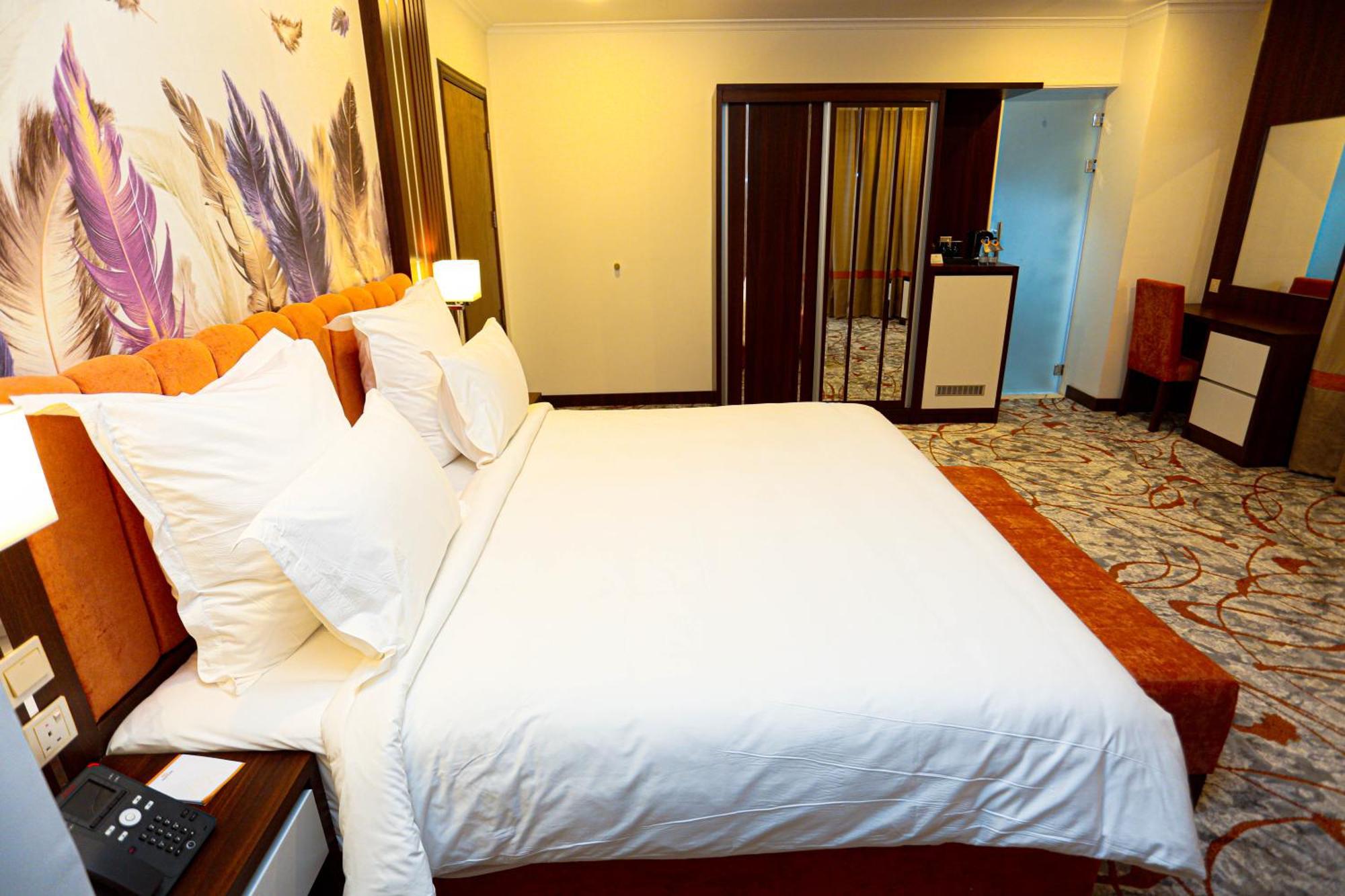 Tulip Plaza By Lpc Hotels & Resorts Hafar Al-Batin Exterior photo